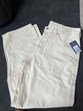 White High-Rise Straight Leg Jeans
